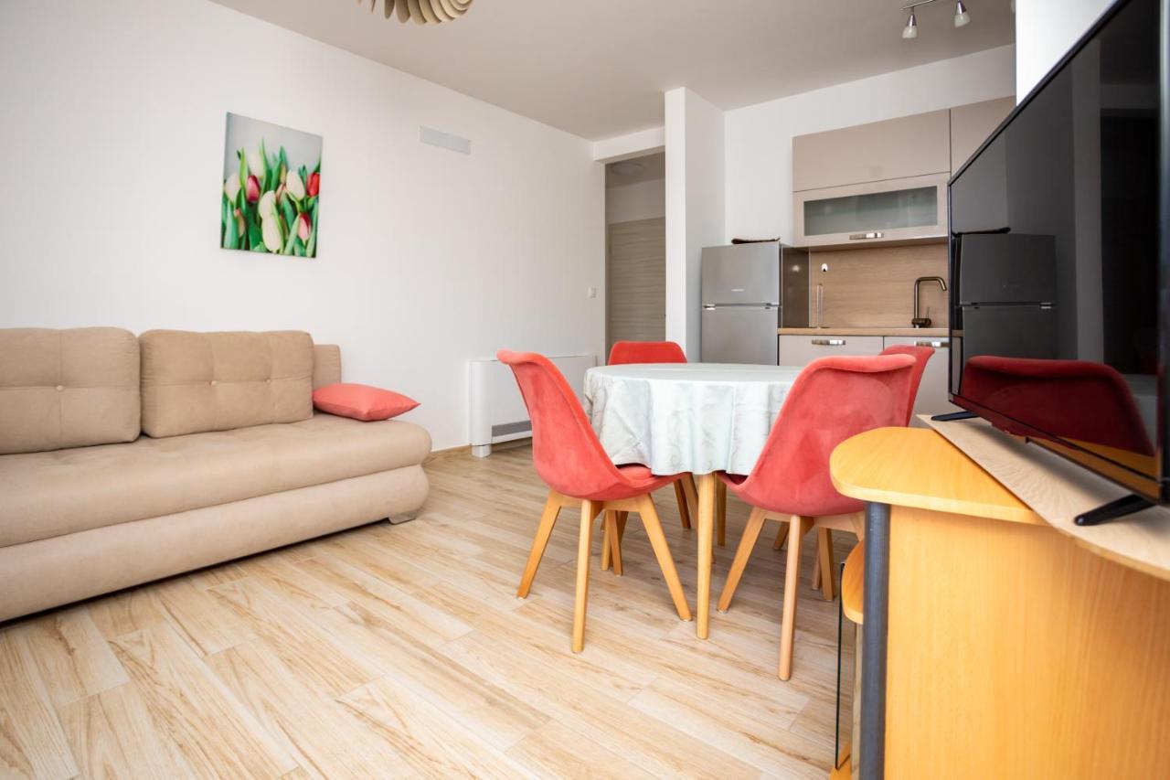 Apartments Jelena Vantacici Vantacići Exterior foto